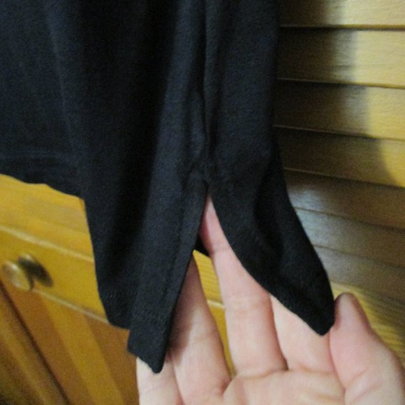 Magical Season top NEW Christmas lightweight stretchy black pullover size 1x - Picture 8 of 11